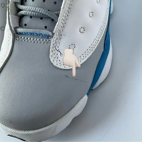 Air Jordan Sz.6Y White Gray and Italy Blue aSneakers - Picture 4 of 13